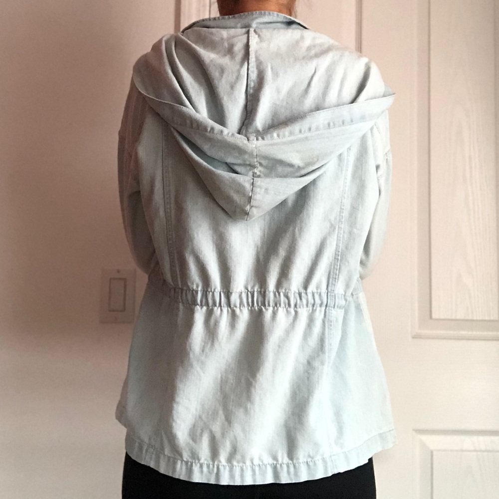 Light Denim Jacket - image 5